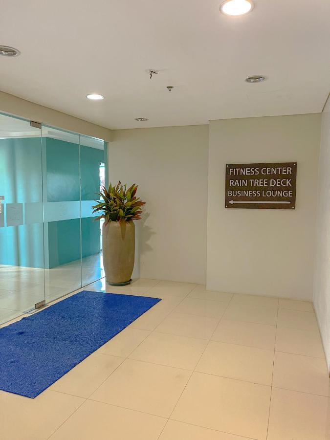 City Center- Balcony Suite Cebu Stadt Exterior foto