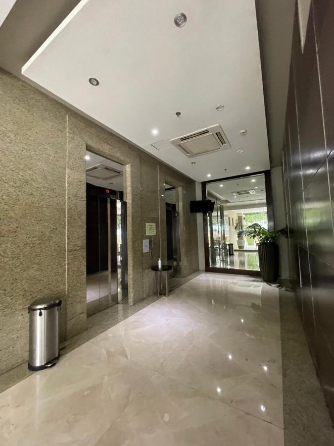 City Center- Balcony Suite Cebu Stadt Exterior foto